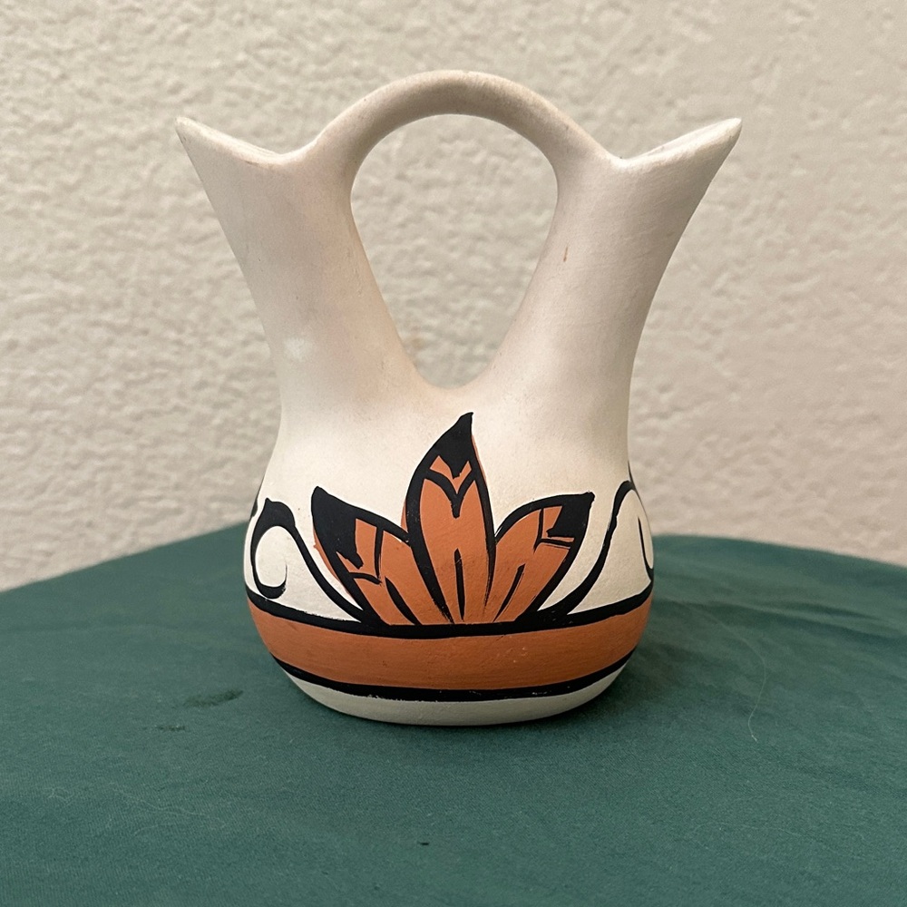Vintage Desert Pueblo Pottery, Betty Selby Wedding Vase Not A Chip